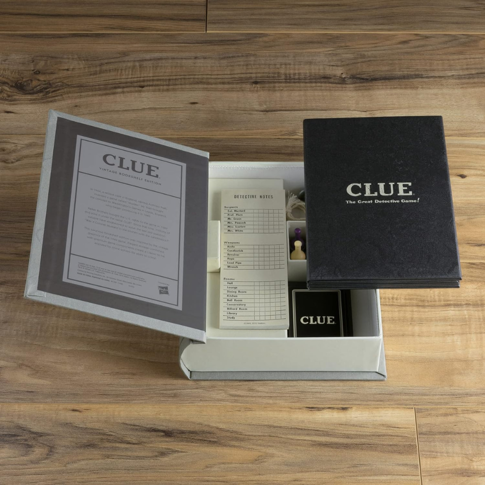 CLUE Vintage Bookshelf Edition
