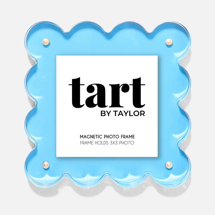 Wavy Small Acrylic Frame