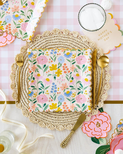 Mother's Day Floral Pattern Paper Plates
