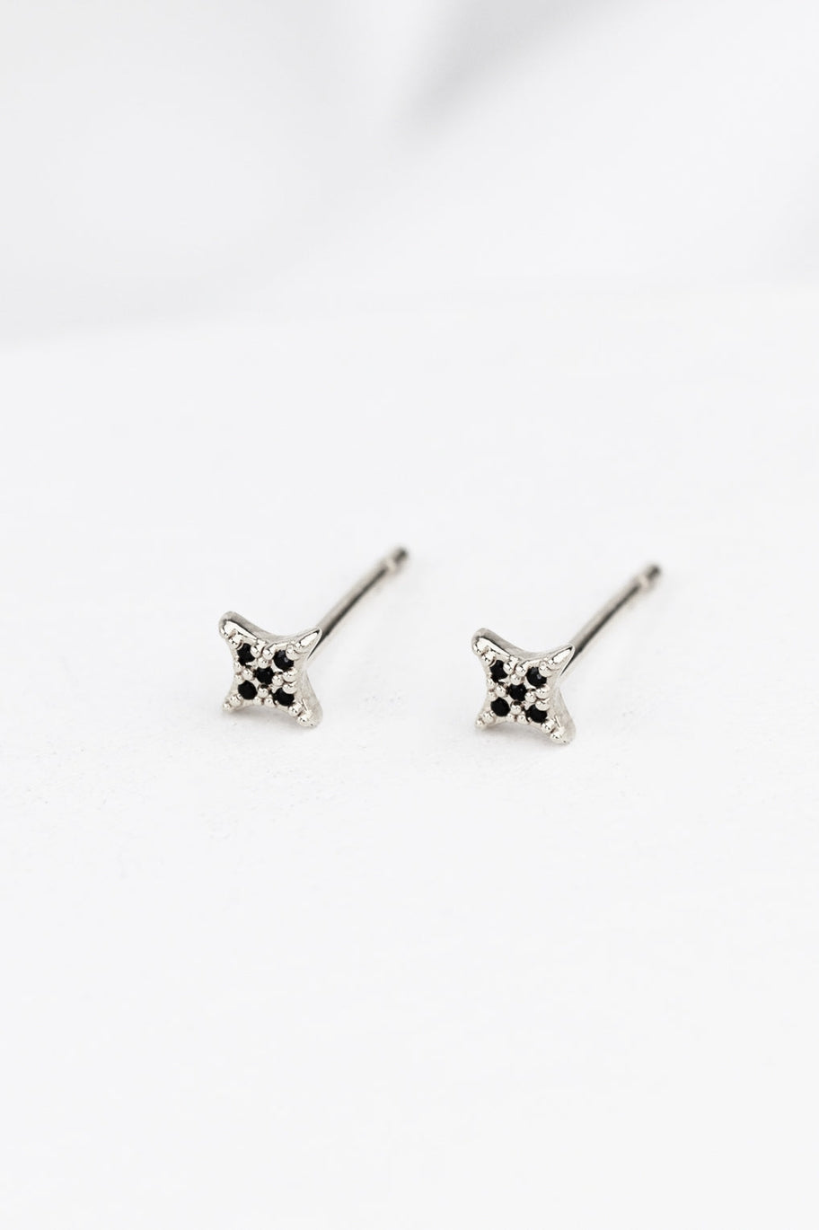 Harper Post Earrings