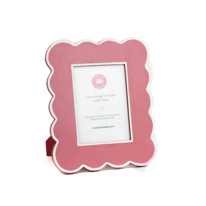 5x7 Scalloped Photo Frame
