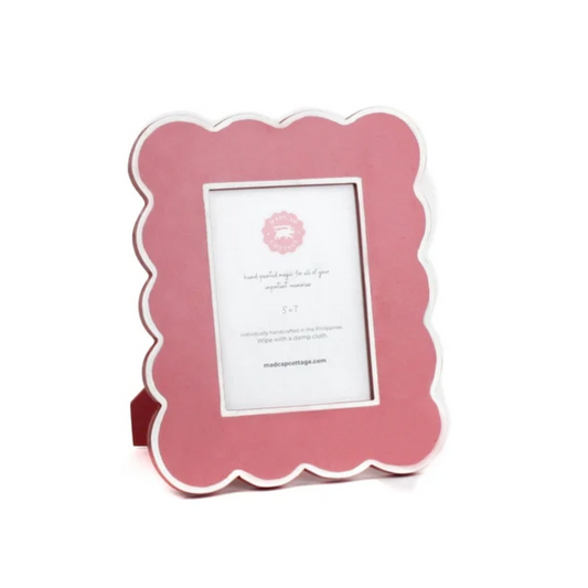 5x7 Scalloped Photo Frame