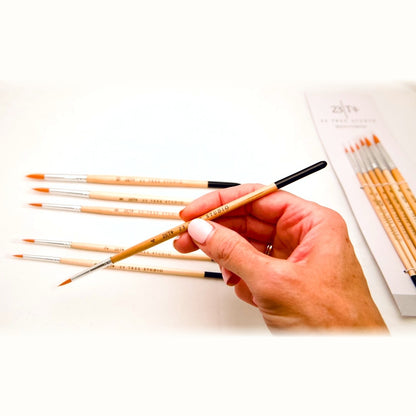 Studio Essential Watercolor Brush Set