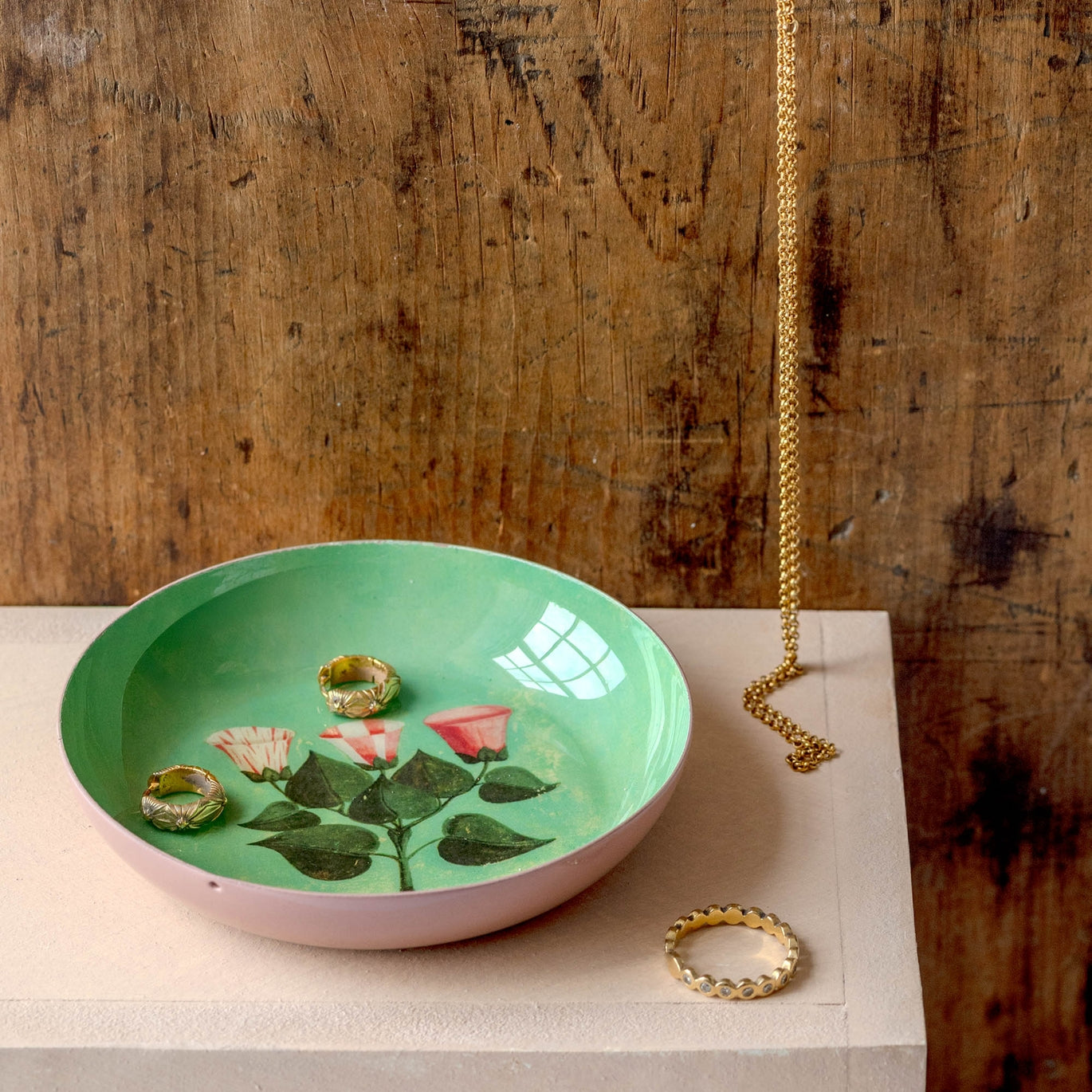 Festival of Flowers Round Tray