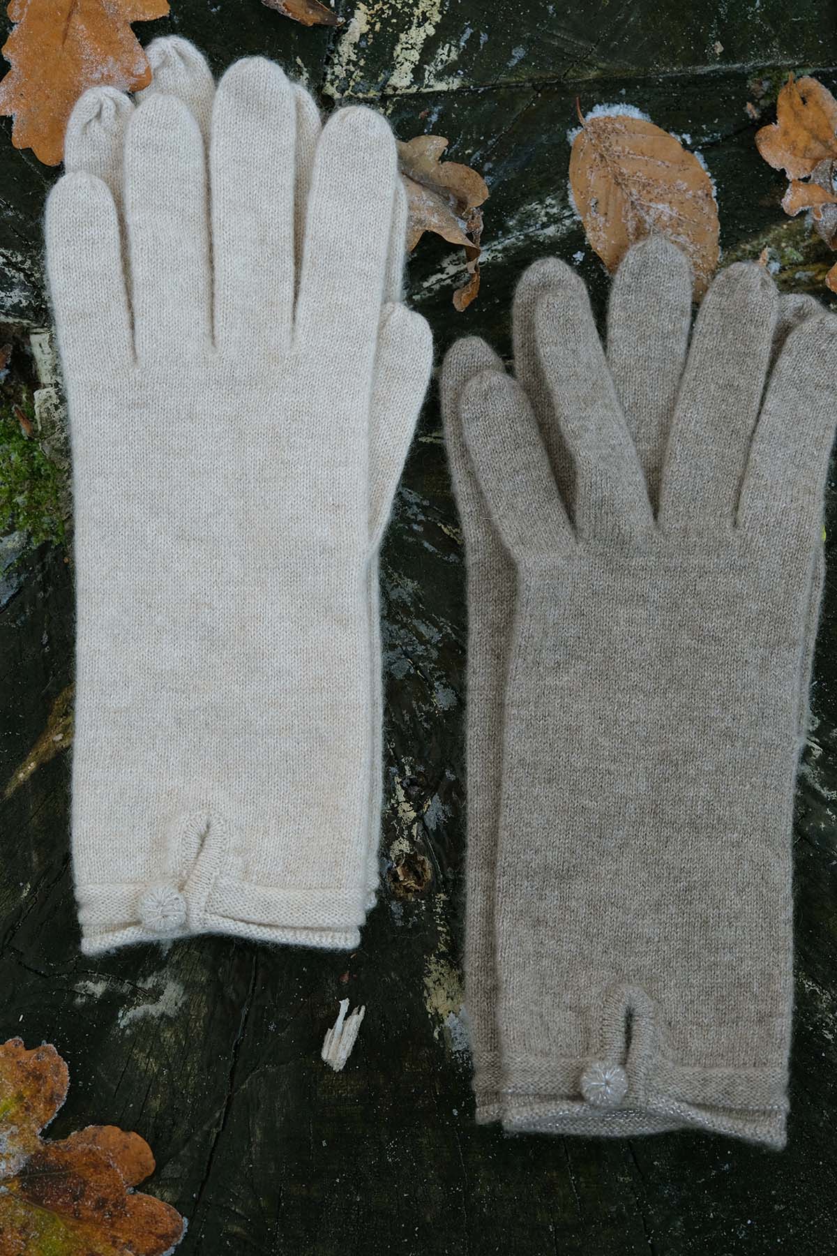 Cream Cashmere Gloves