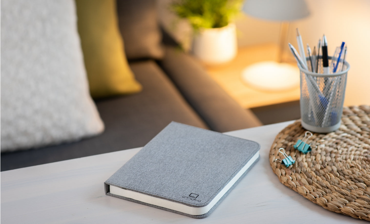 Linen Smart Book Light