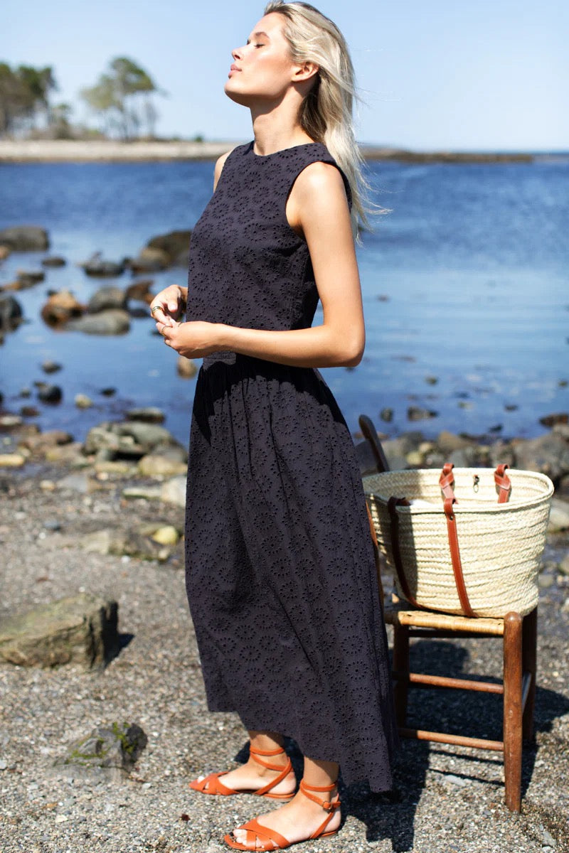 Wide Hem Eyelet Skirt