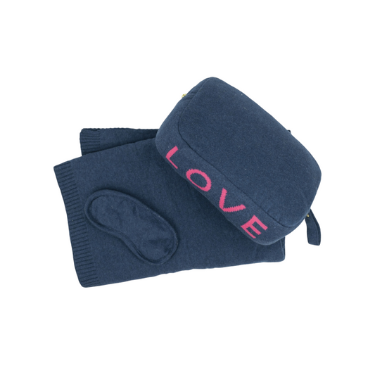 LOVE Travel Blanket Set