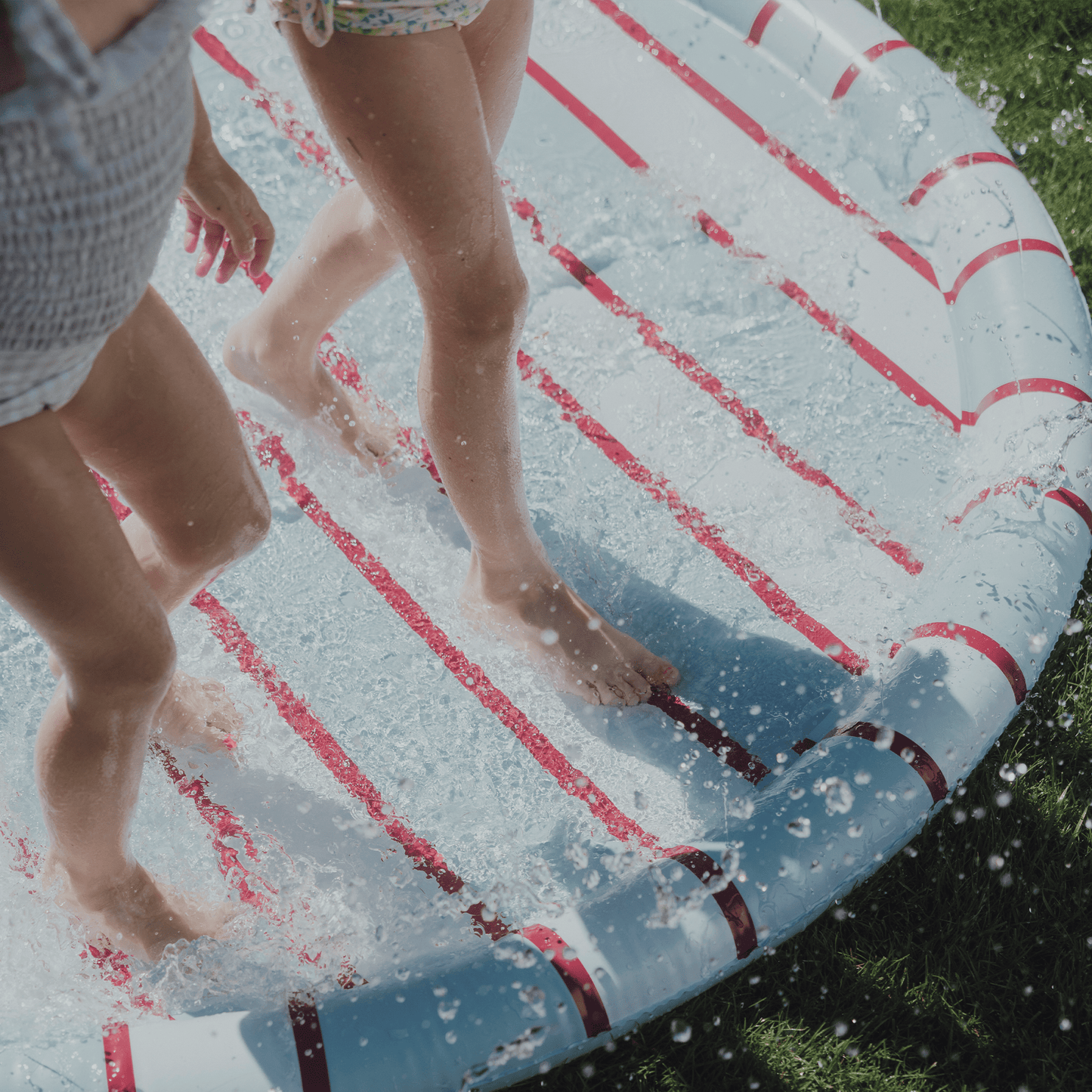Blue & Red Striped Splash Pad