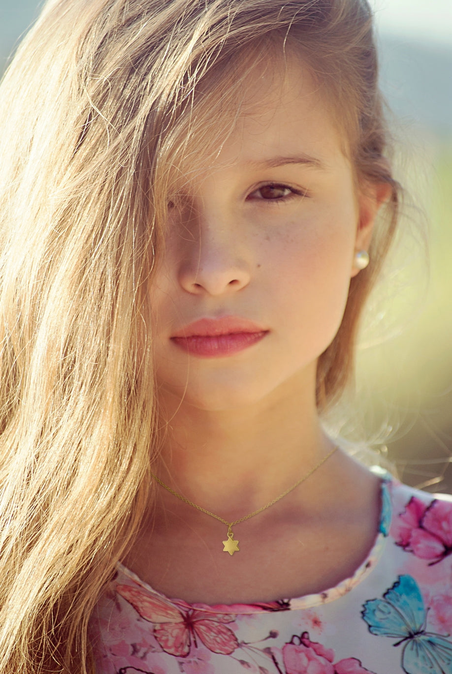 Dainty 14 kt. Jewish Star Necklace