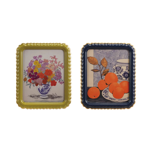 Scalloped Photo Frame