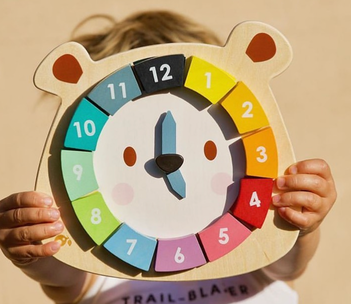 Bear Color Clock