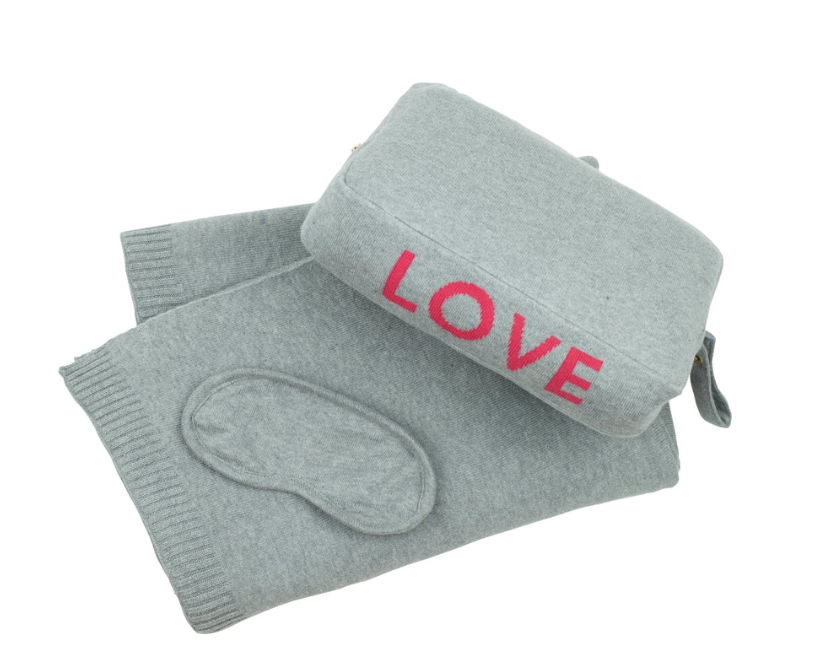 LOVE Travel Blanket Set